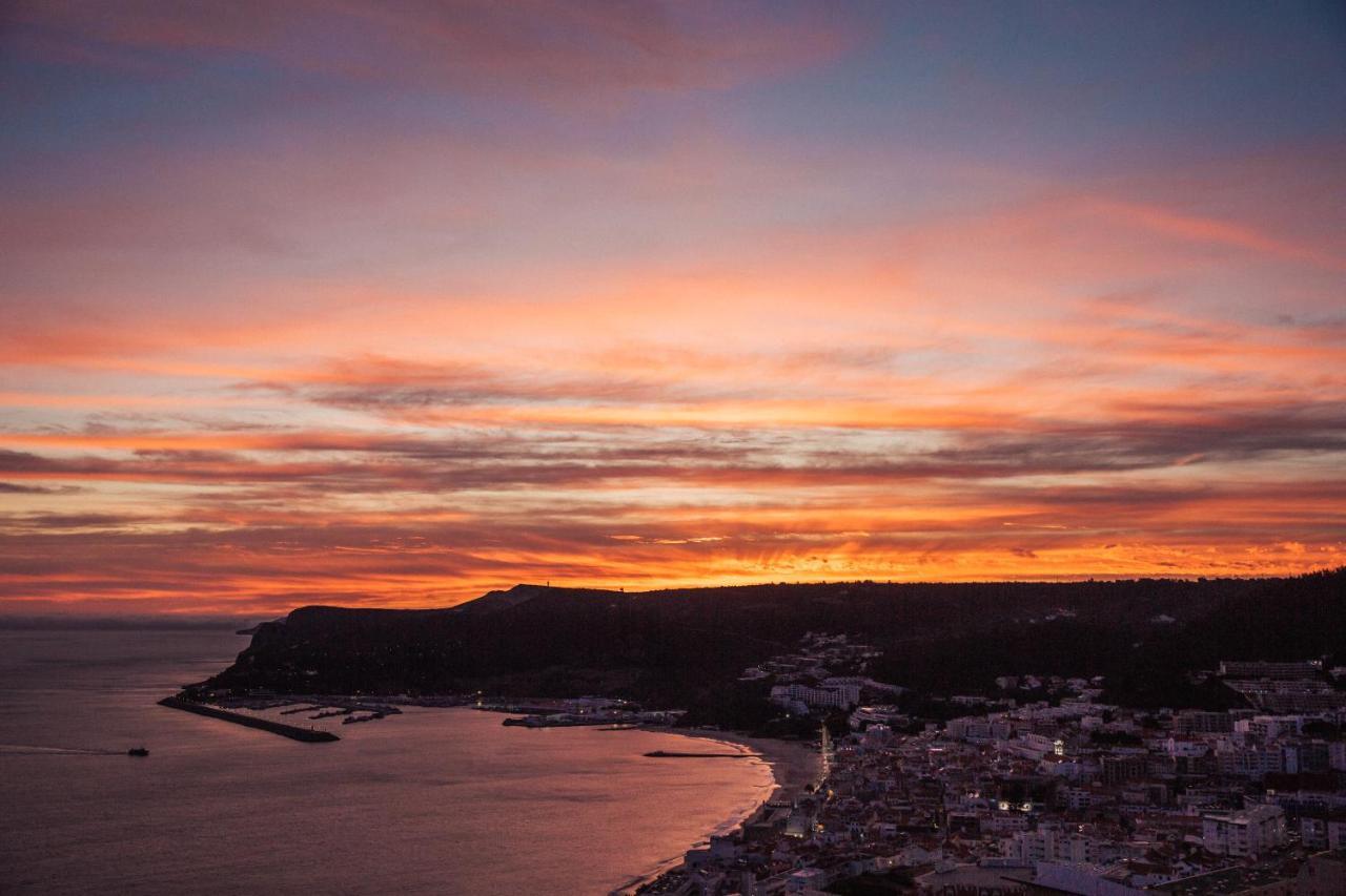 Apartment With A Stunning View Over Sesimbra Kültér fotó
