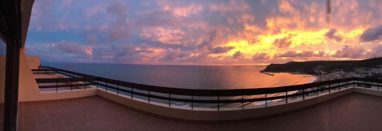 Apartment With A Stunning View Over Sesimbra Kültér fotó