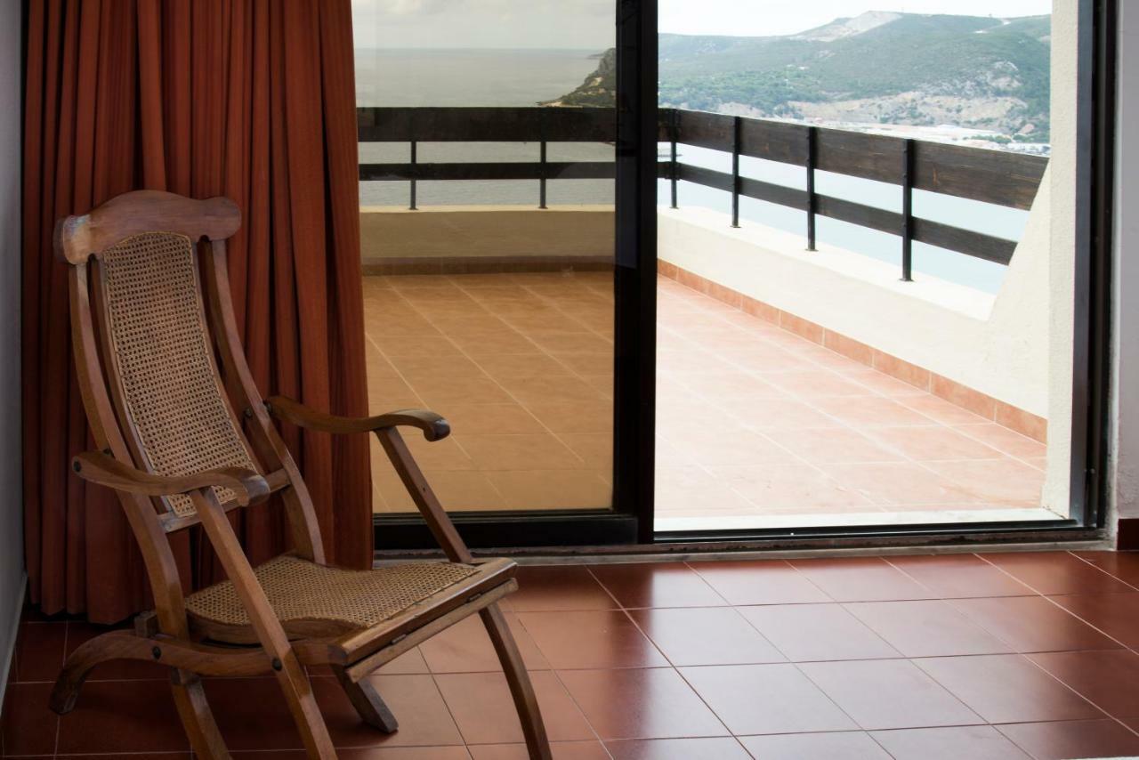 Apartment With A Stunning View Over Sesimbra Kültér fotó